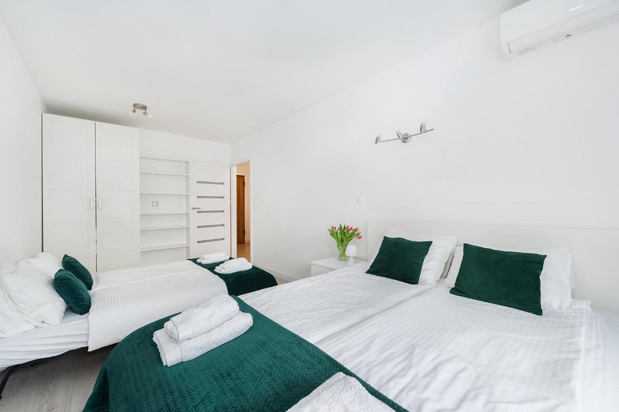 Bella Casa Premium Apartment - 104 Kobierzynska คราคูฟ ภายนอก รูปภาพ