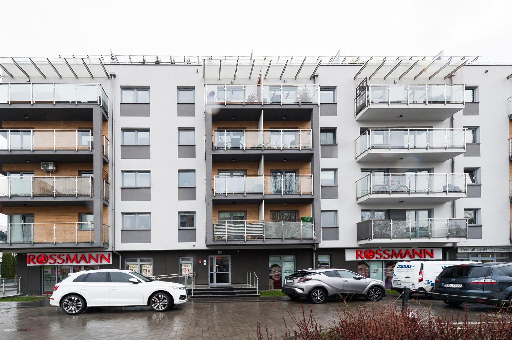 Bella Casa Premium Apartment - 104 Kobierzynska คราคูฟ ภายนอก รูปภาพ